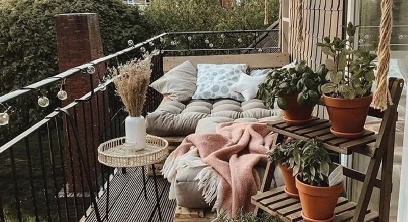 Les astuces pour végétaliser un balcon - Une Fleur Un Jardin