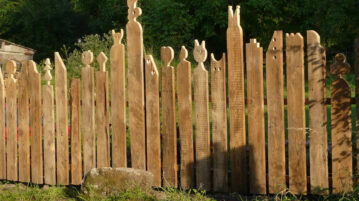 Comment décorer une palissade en bois